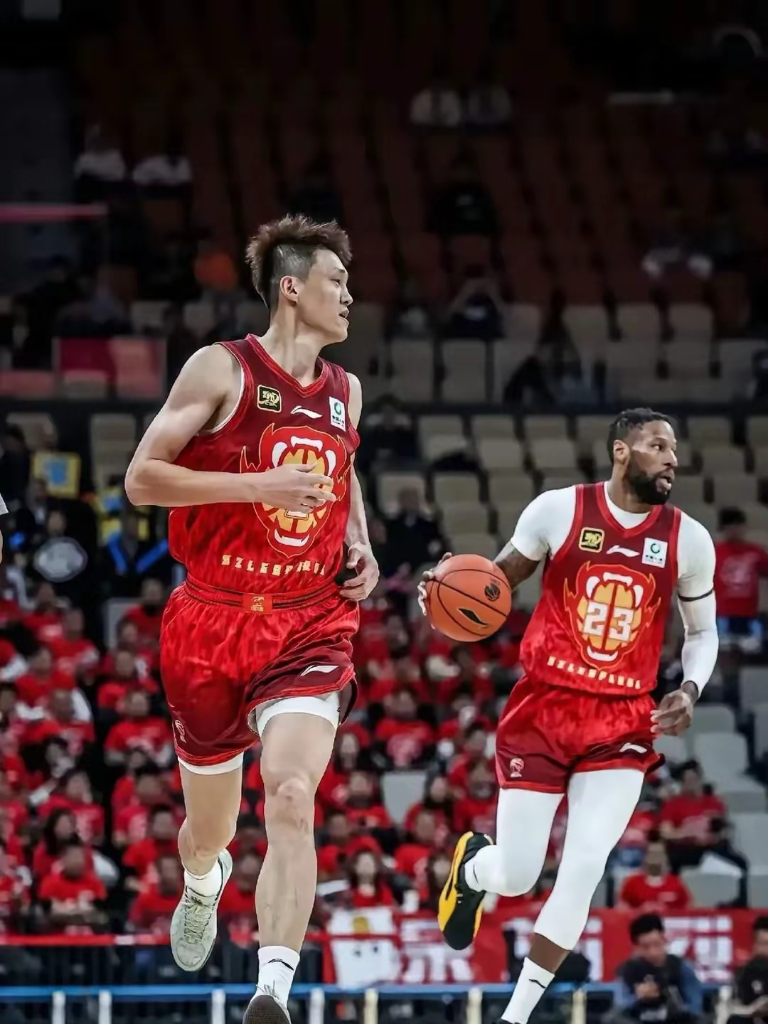 开云体育官网首页关于转会期北京首钢备战全明星赛；战术微调细节曝光；态度坚定；资深球员宣示担当的信息