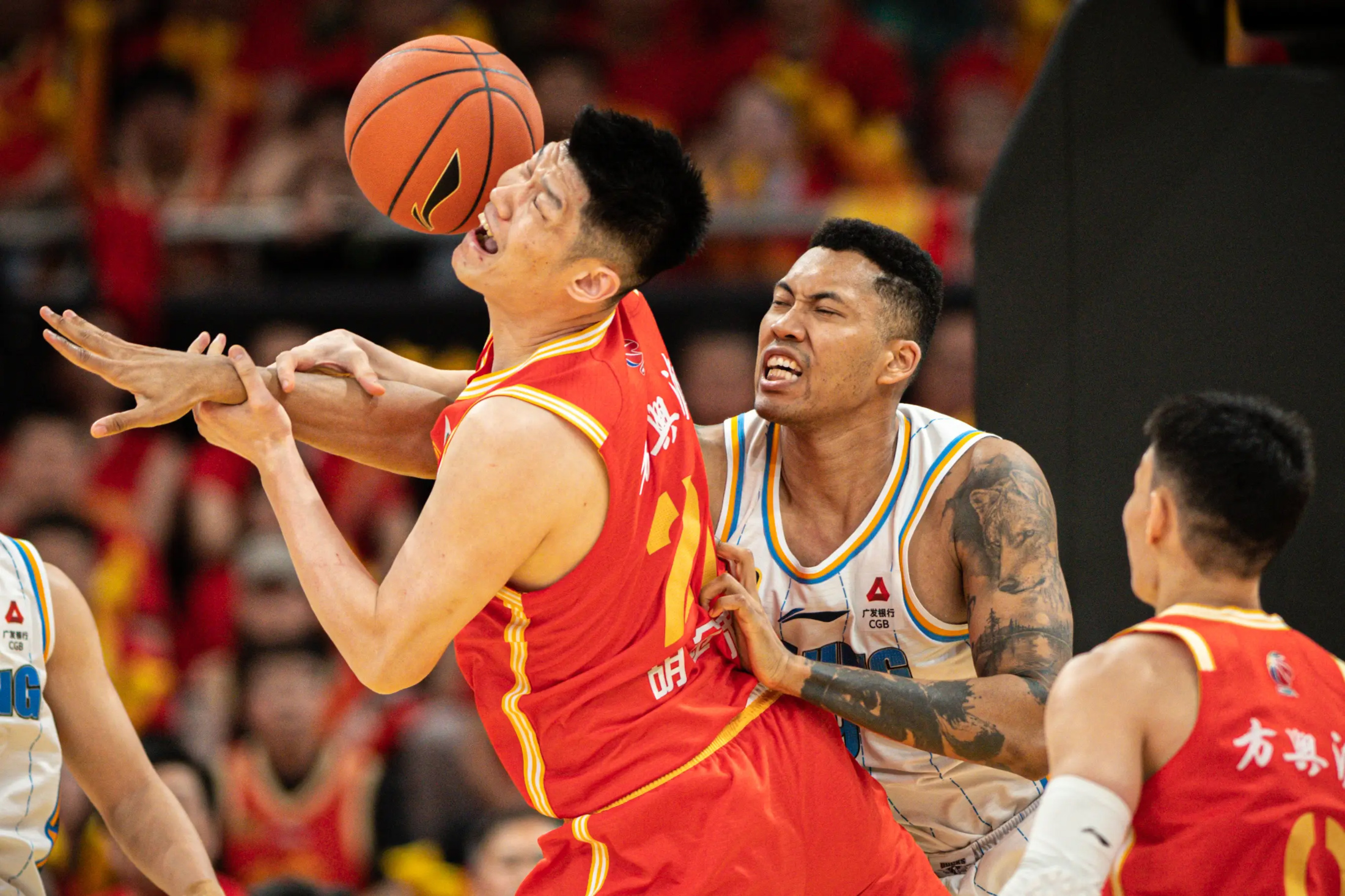 开云体育中国官方CBA常规赛倒计时；巴塞罗那赛前内部沟通；细节引发关注；话题不断；更衣室氛围转暖的简单介绍